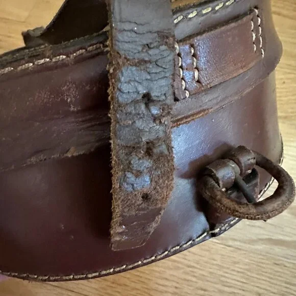 Antique Collar's Box - Picture 13 of 13